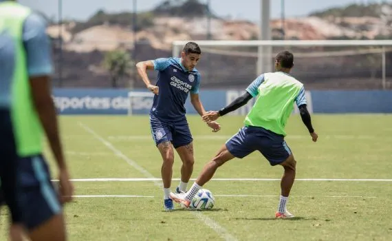 O treinamento aconteceu no CT Evaristo de Macedo