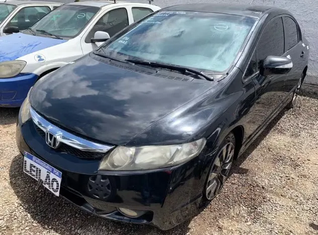 Entre os destaques, estão um carro Honda Civic, ano 2008/2008, com lance inicial de R$ 4 mil, em Feira de Santana