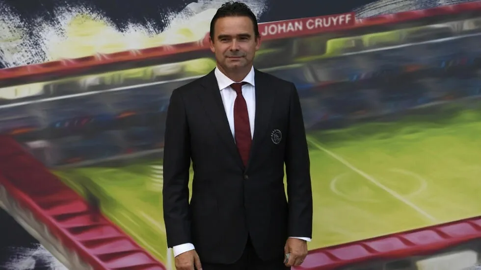 Hoje dirigente, Marc Overmars fez sucesso no Arsenal, Barcelona e seleção da Holanda