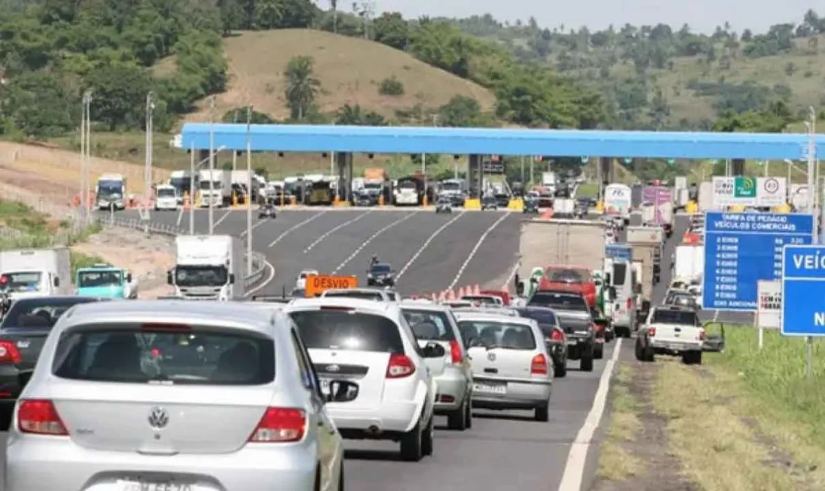 Fluxo de veículos na BR-324 deve aumentar 4,3% no carnaval