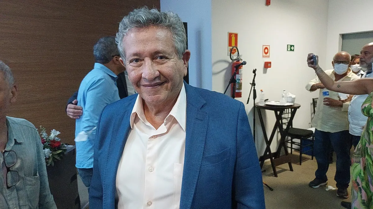 Luiz Caetano é o provável candidato do PT à prefeitura de Camaçari em 2024