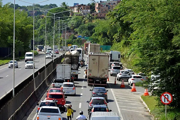 A queda é puxada pelos automóveis, que tiveram redução média de 4,25%