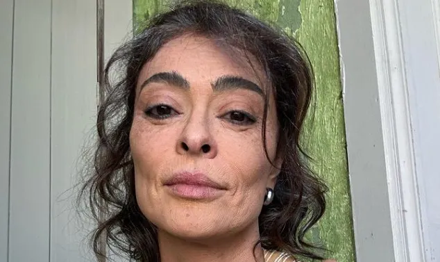 Juliana Paes caracterizada como Jacutinga