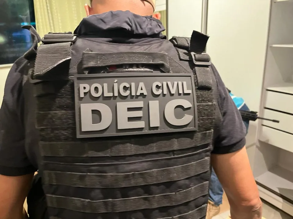 operação do Departamento Especializado de Investigações Criminais.