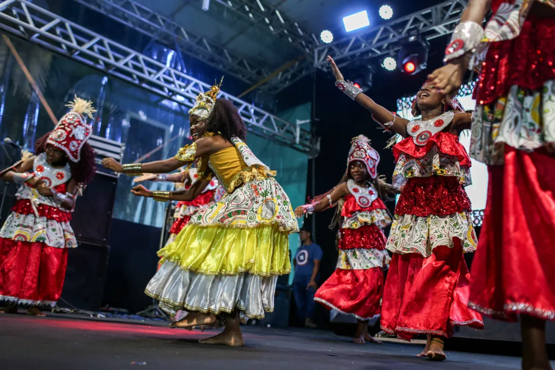 Carnaval Ouro Negro 2024 celebra blocos afro