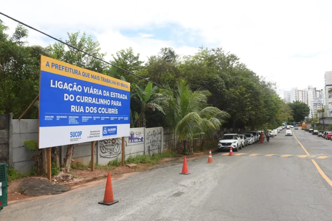 Quem estiver passando pela Rua dos Colibris poderá acessar diretamente a Estrada do Curralinho