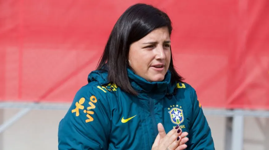 Nova treinadora do Bahia, Lindsay Camila  trabalhou na base da Seleção Brasileira