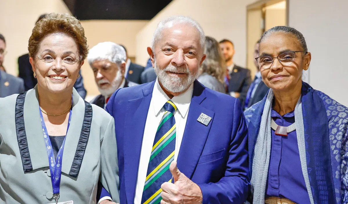 Lula esteve ao lado da ex-presidente Dilma Rousseff e da ministra do Meio Ambiente, Marina Silva, em Dubai