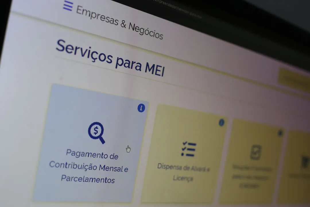 A contribuição previdenciária do MEI é de 5% do salário mínimo