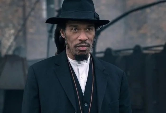 Benjamin Zephaniah interpretou o pregador religioso Jeremiah Jesus no seriado "Peaky Blinders"