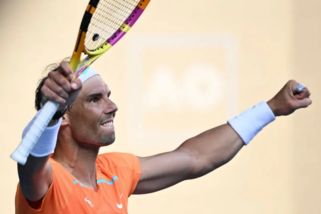 Nadal celebra triunfo e classificação em Brisbane
