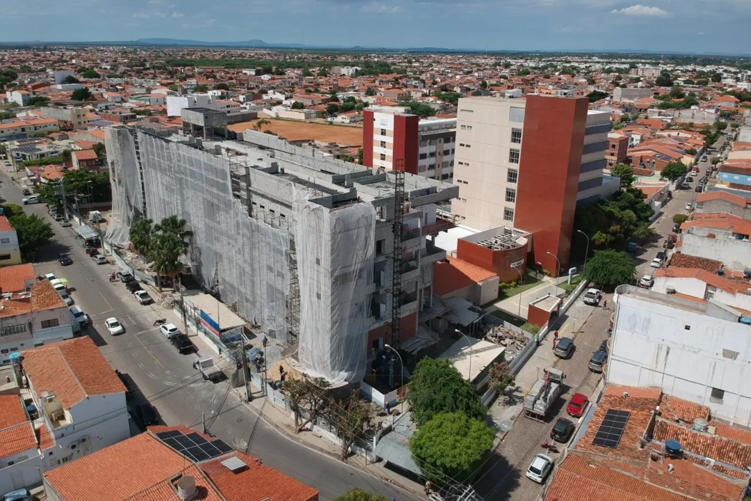 As obras, que fazem parte do complexo do Hospital Regional de Juazeiro (HRJ), estão com aproximadamente 35% das obras já concluídas