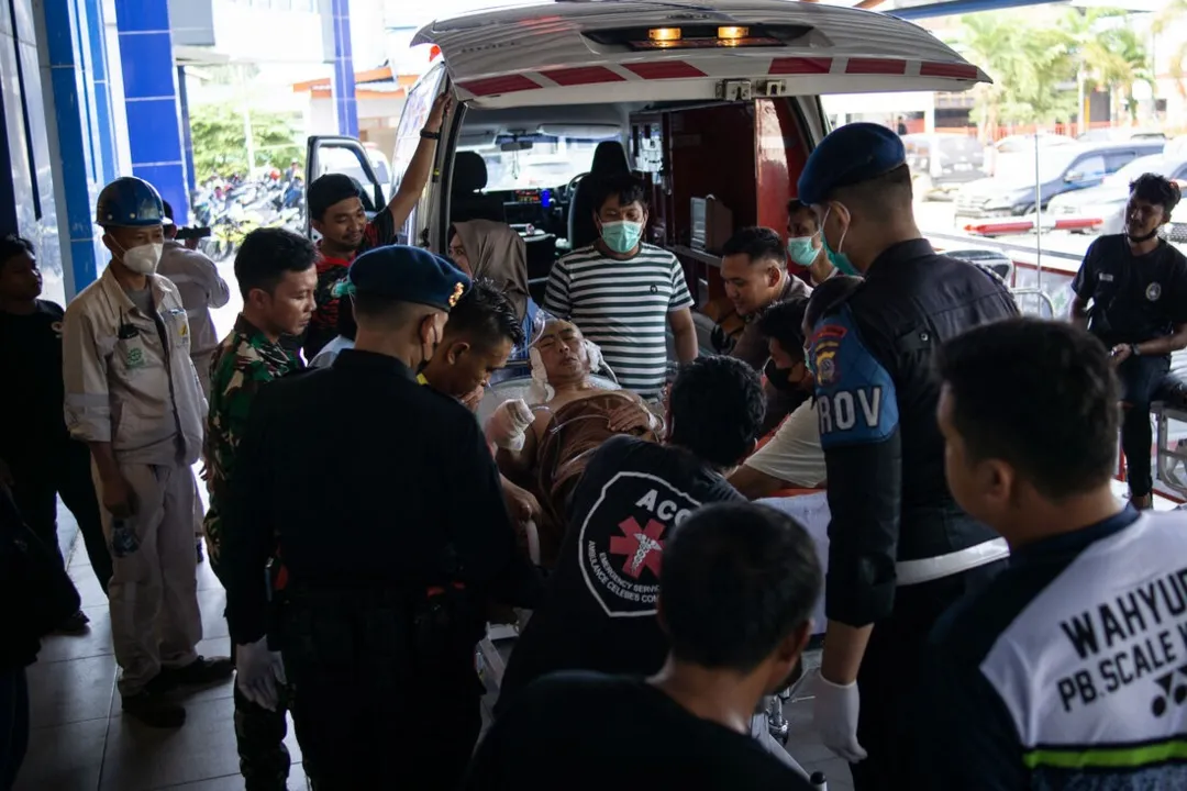 Explosão em fábrica deixa 18 mortos e vários feridos na Indonésia