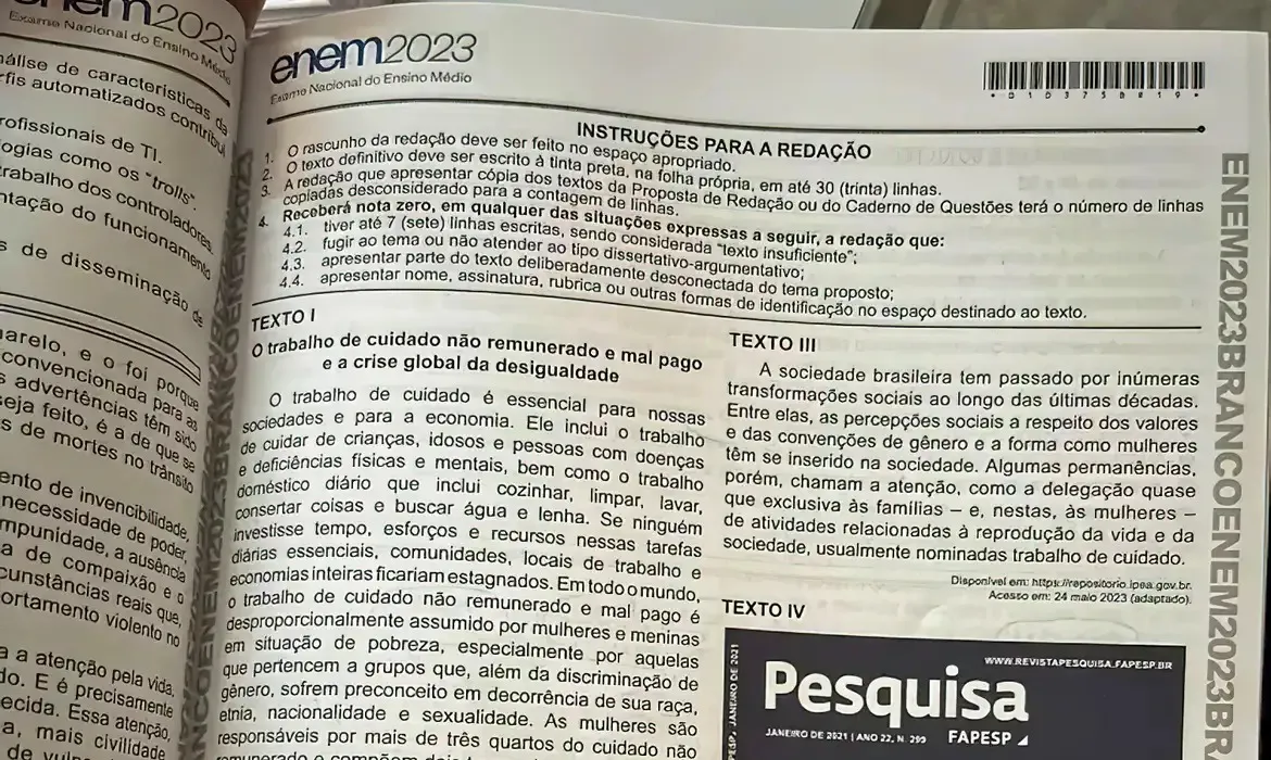 Há indícios de divulgação ilícita do tema da redação referente ao caderno rosa