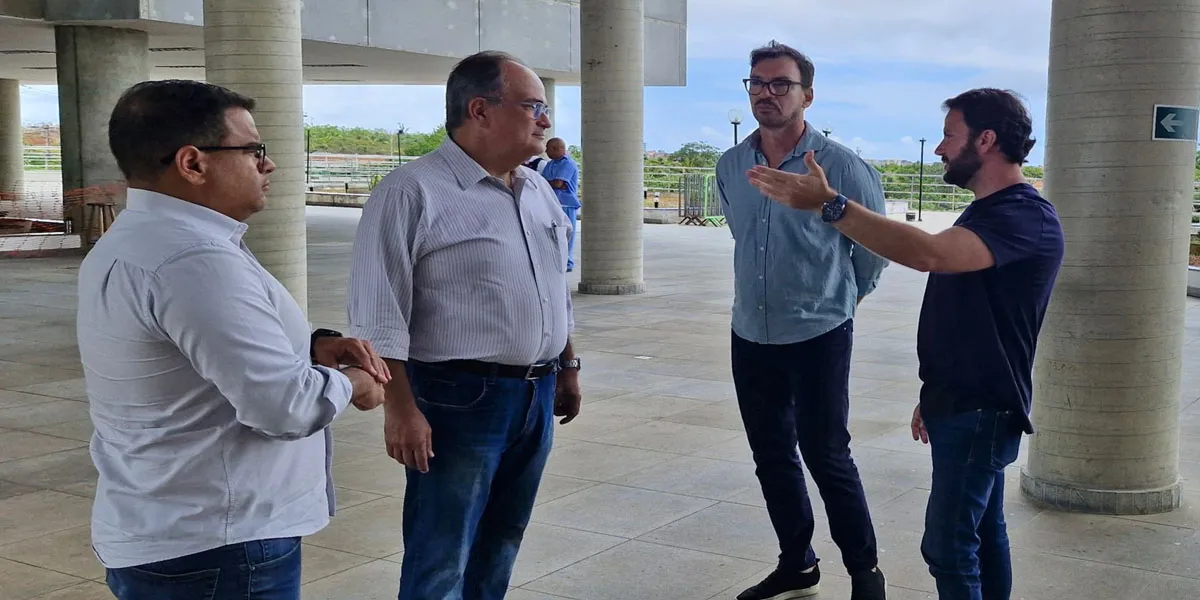 Rafael Guedes, Emerson Ferreti, Paulo Tavares e Humberto Neto conversam sobre possibilidades de atuação em conjunto