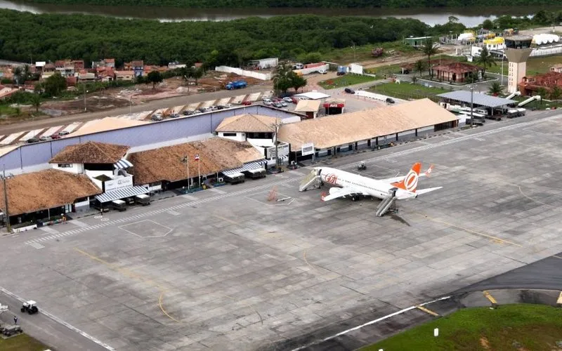 A infraestrutura é equipamento aeroviário regional com a maior movimentação total de passageiros no território baiano