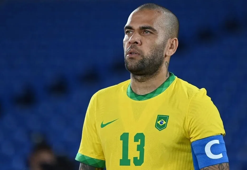 Daniel Alves quando defendeu a Seleção Brasileira