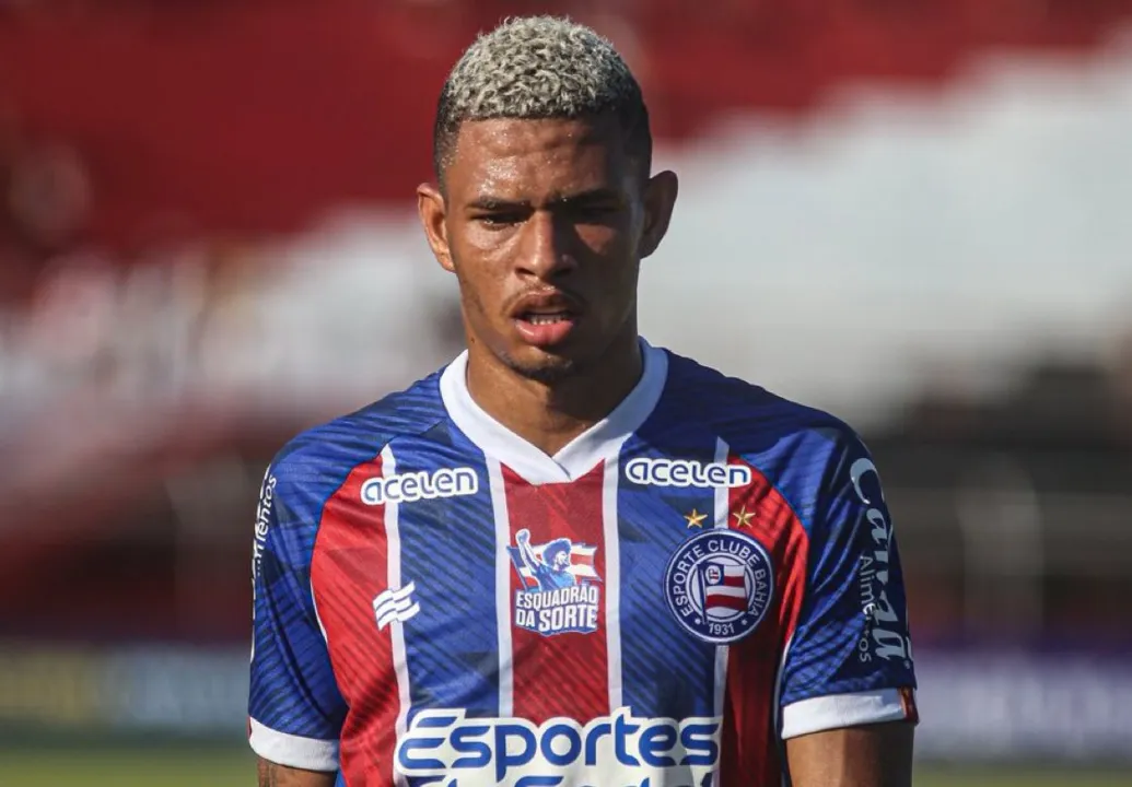 O volante jogou em 30 oportunidades com a camisa do Tricolor