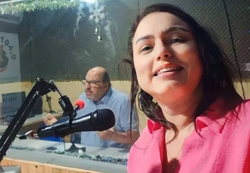 "pare com essa conversa mole de que eu não moro em Itiruçu", disse Lorenna a Ailton