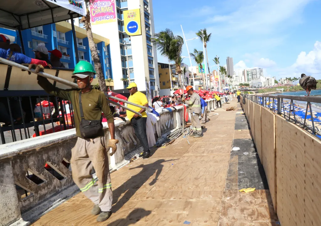 Prefeitura de Salvador organizou uma série de inovações para garantir conforto e segurança aos ambulantes durante os seis dias de carnaval