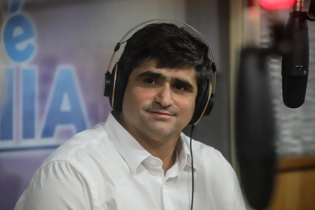 Presidente do Grupo A TARDE, João de Mello Leitão comemora 40 anos da A TARDE FM