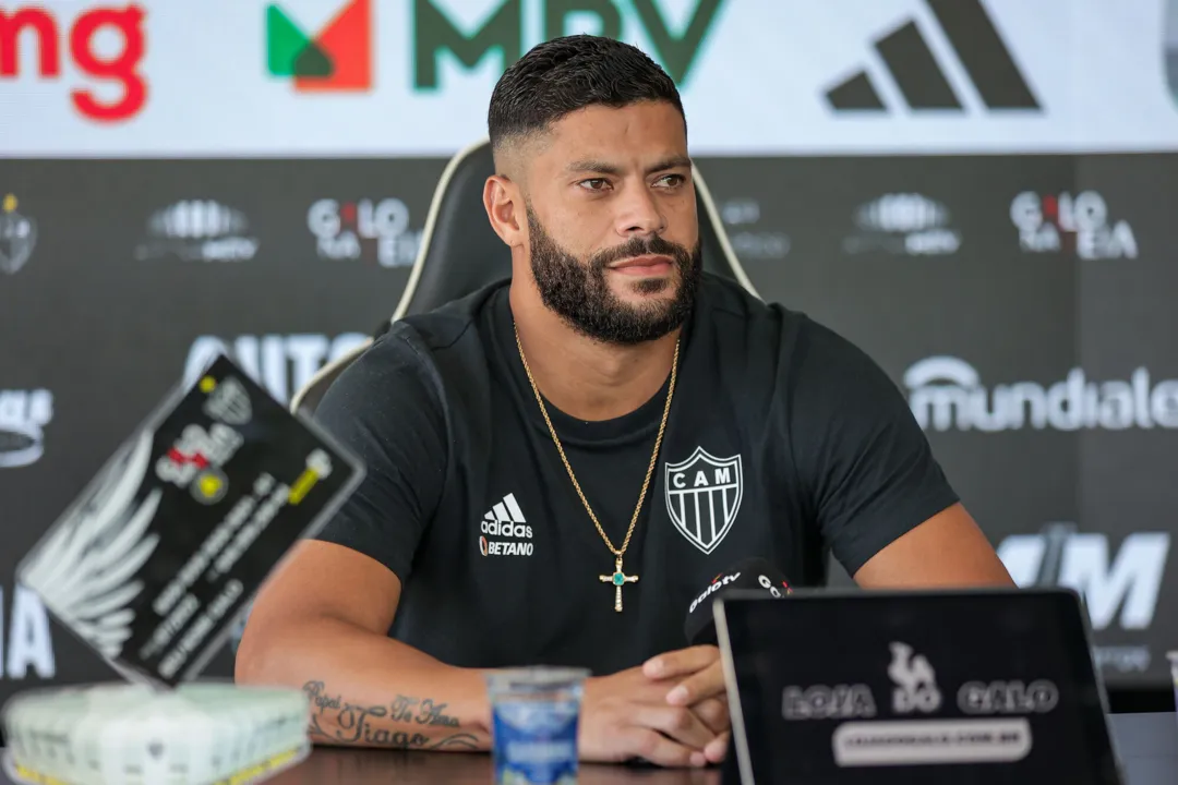 Atacante Hulk durante entrevista coletiva na Cidade do Galo