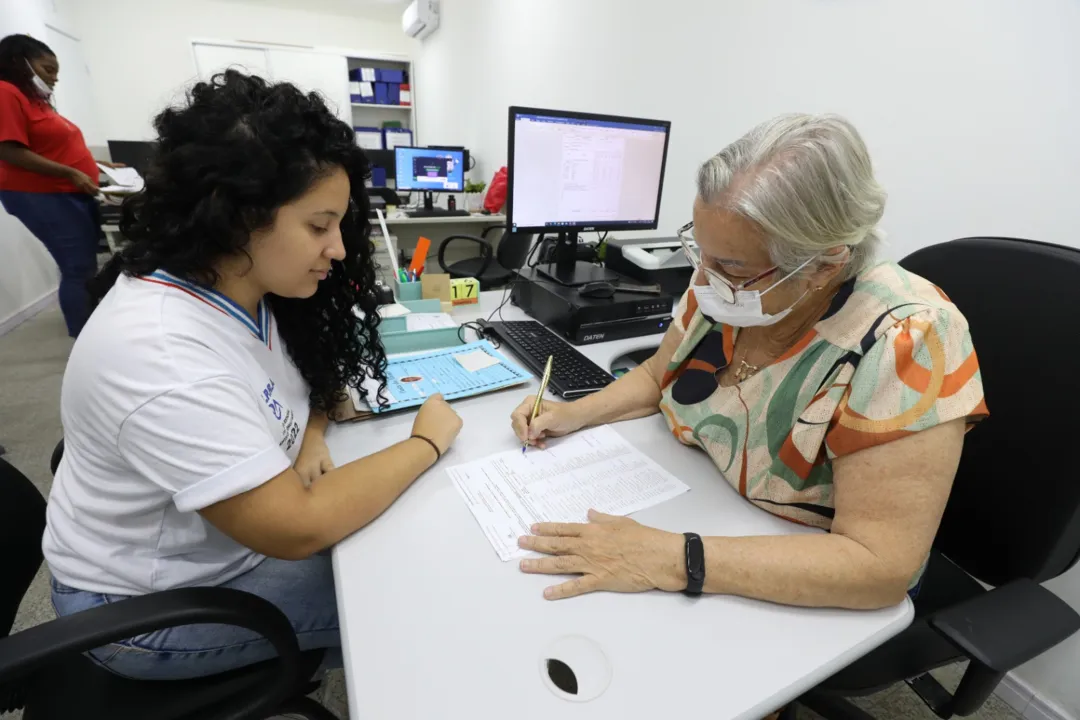 Os alunos que desejarem mudar de escola deverão se ater ao prazo da matrícula oficial na rede estadual de ensino, que será em janeiro, e acontecerá 100% on-line