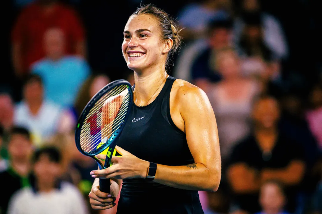 Sabalenka comemorando vitória no WTA 500 de Brisbane