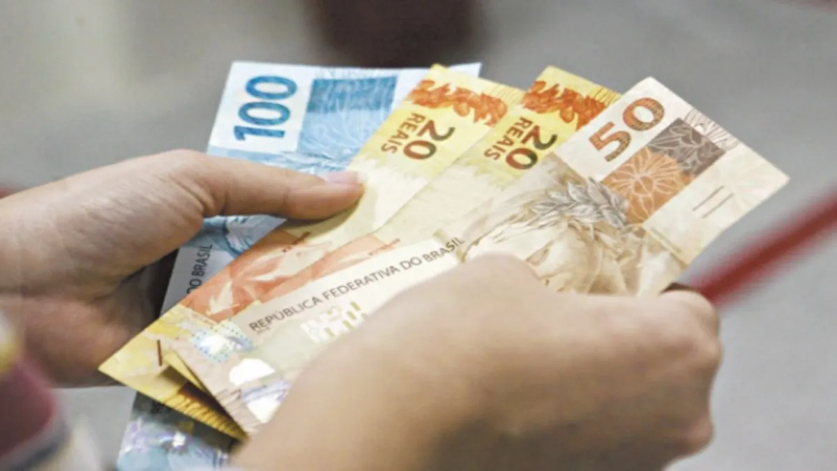 Imagem ilustrativa da imagem Salário mínimo: Saiba qual é a previsão do valor para 2024