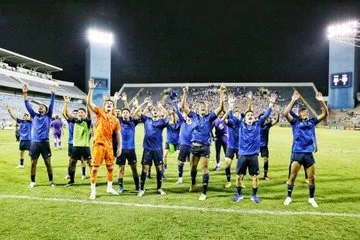 Base do cruzeiro comemorando vaga às quartas de final da Copinha