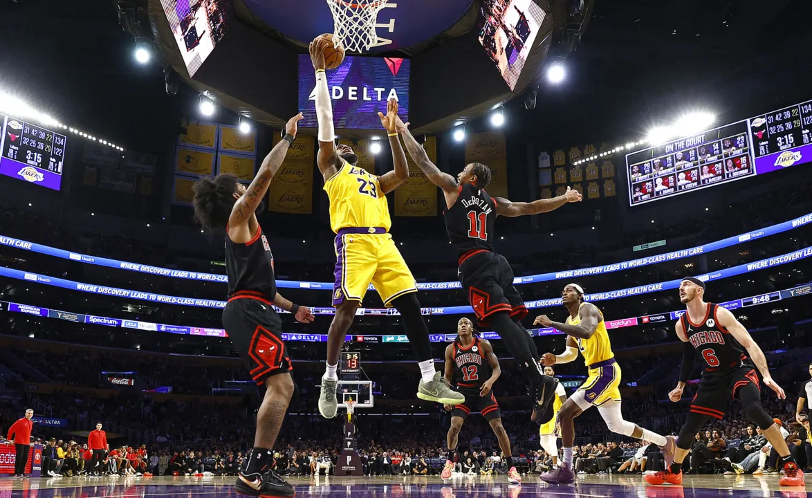 Lebron James em partida contra Chicago Bulls