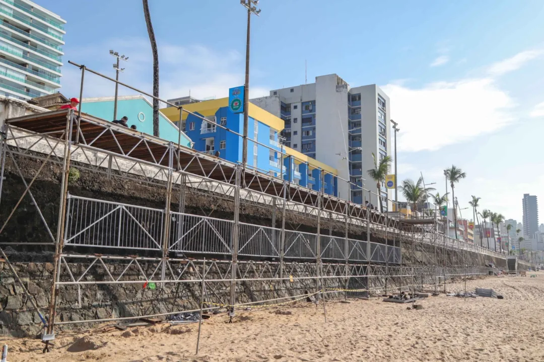 O gestor lembra que a ideia é não tirar a visão de quem está no mar e nem diminuir a circulação de ar