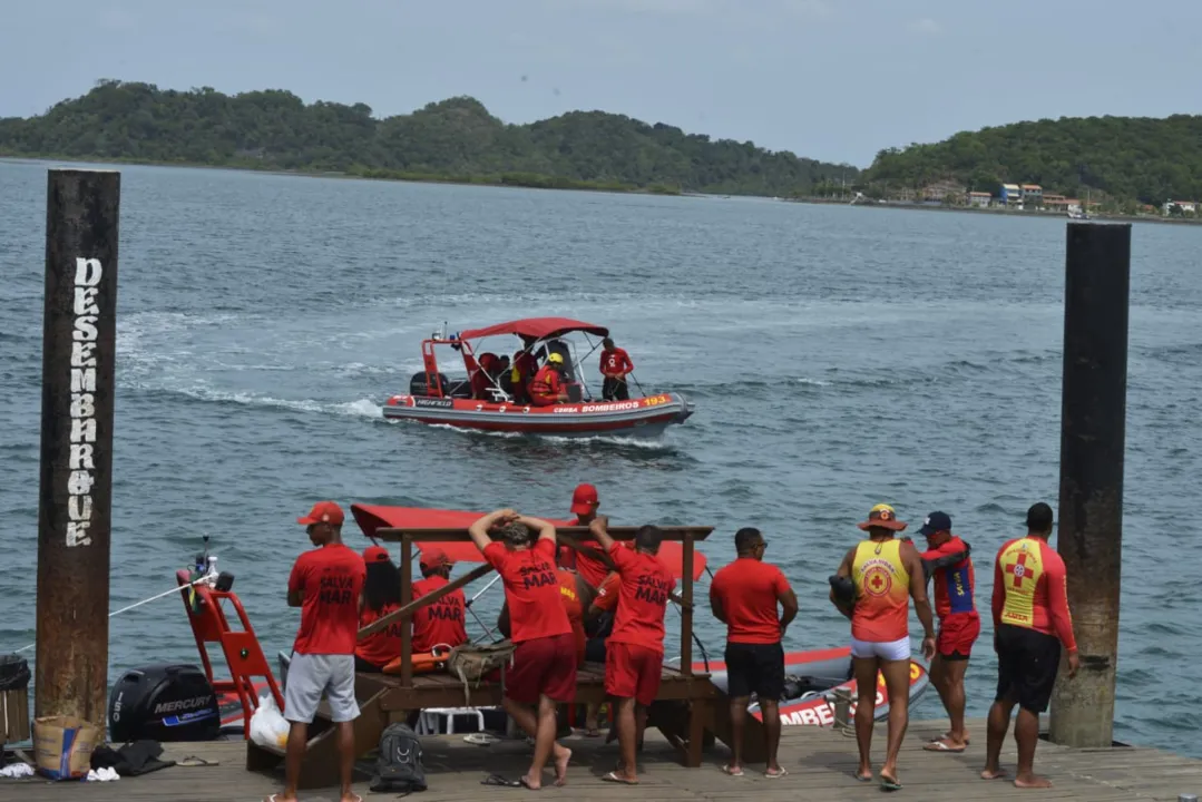 Vítima seria do sexo feminino e foi encontrada na Praia do Loreto