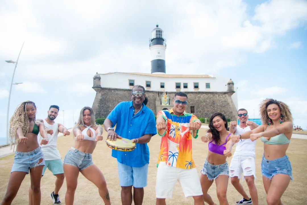 Clipe foi gravado no Farol da Barra, em Salvador