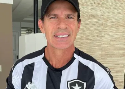 Túlio Maravilha, ex-jogador de Botafogo e Vitória.