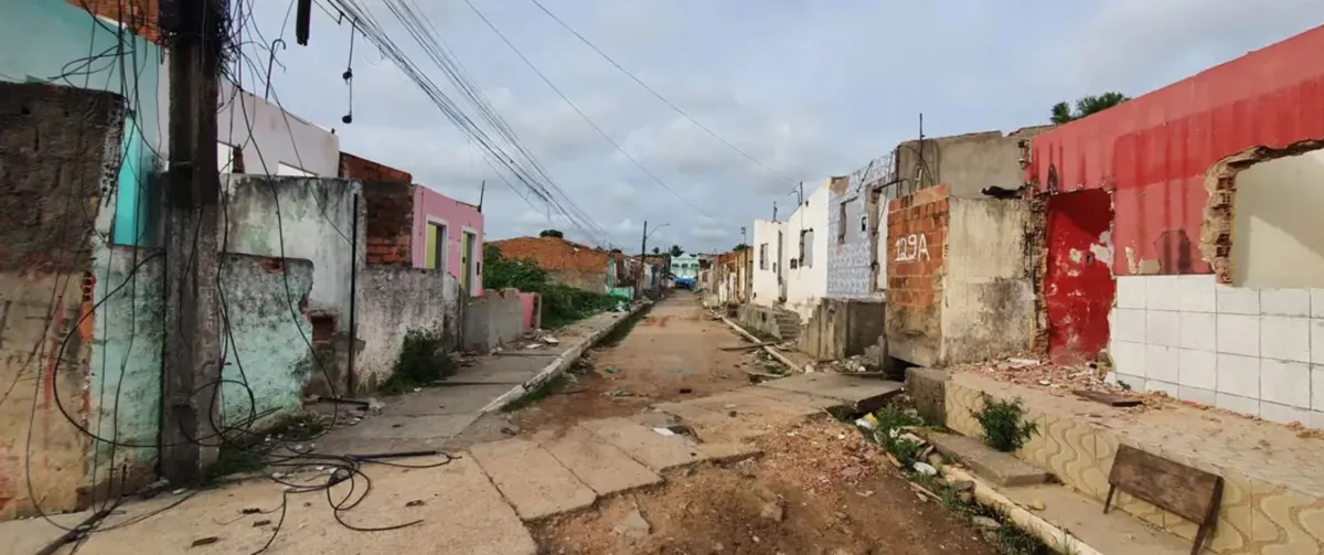 Bairro inteiro foi abandonado após afundamento do solo