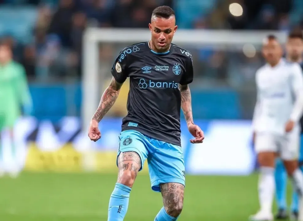 Luan em sua última passagem pelo Grêmio