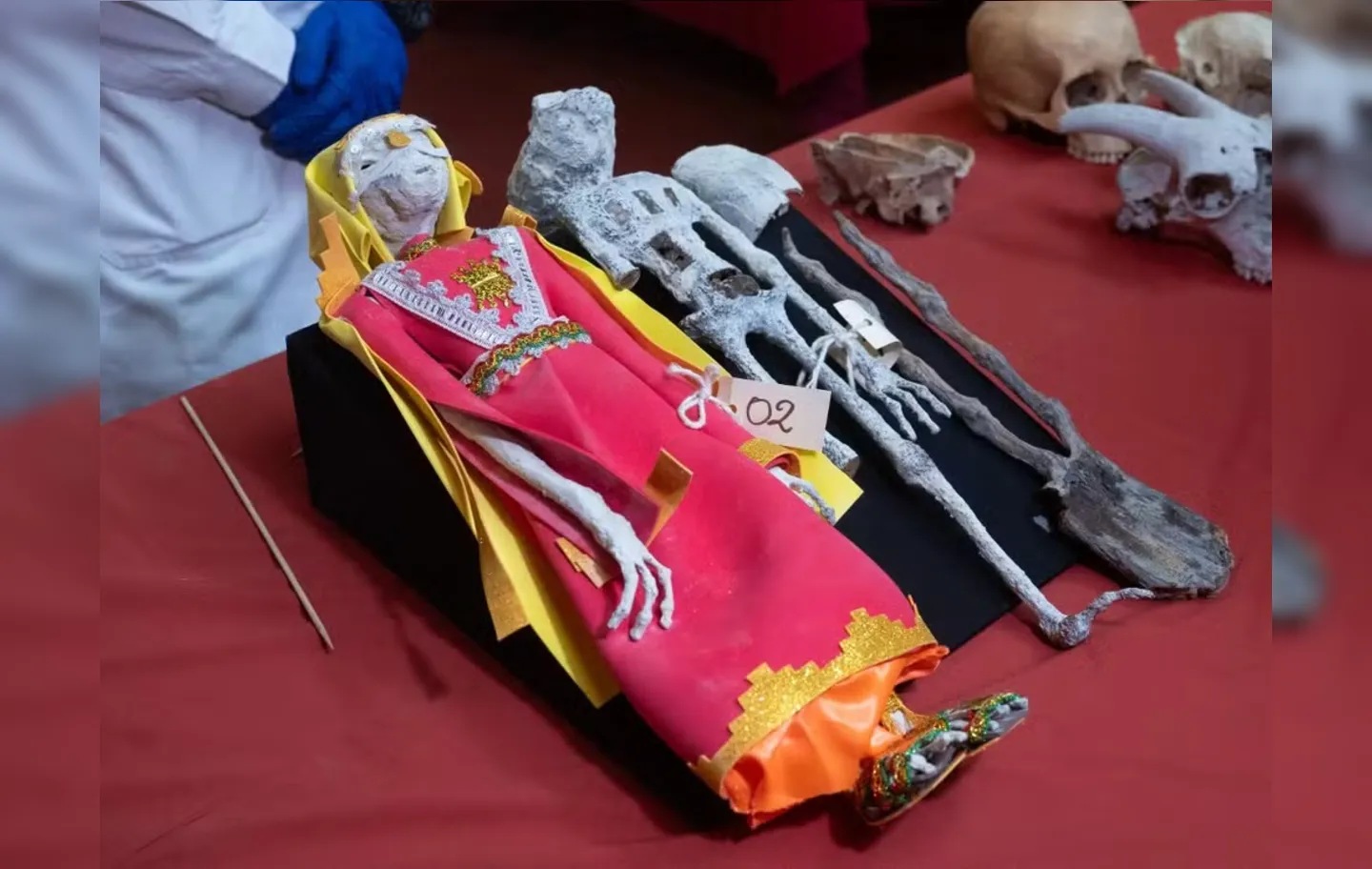Imagem ilustrativa da imagem Laudo desvenda mistério das múmias de ETs encontradas no Peru; entenda