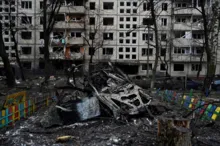Imagem ilustrativa da imagem Bombardeios russos na Ucrânia deixam seis mortos e dezenas de feridos