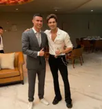 Imagem ilustrativa da imagem Cristiano Ronaldo presenteia Luan Santana com relógio de meio milhão