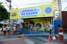 Imagem ilustrativa da imagem Foliões são acolhidos após ataque de ansiedade no Carnaval