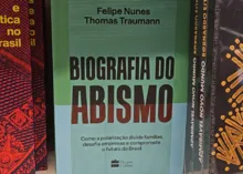Imagem ilustrativa da imagem Futuro do Brasil é comprometido por polarização política, diz livro