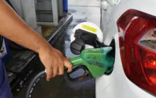 Imagem ilustrativa da imagem Gasolina e diesel vendidos para distribuidoras sofrem reajuste