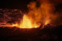 Imagem ilustrativa da imagem Islândia registra terceira erupção vulcânica desde dezembro