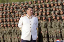 Imagem ilustrativa da imagem Kim Jong-un pede que militares acelerem preparativos de guerra