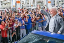 Imagem ilustrativa da imagem Lula diz que setor automotivo investirá R$ 41 bilhões no Brasil