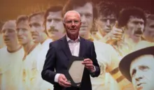 Imagem ilustrativa da imagem Morre, aos 78 anos, a lenda alemã Franz Beckenbauer