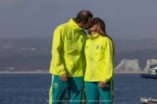 Imagem ilustrativa da imagem O amor está no mar: Juliana e Rafael se preparam para disputa em Paris