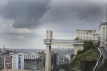 Imagem ilustrativa da imagem Previsão para esta terça é de chuva forte na maior parte do Brasil