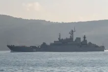 Imagem ilustrativa da imagem Ucrânia afirma que destruiu navio de guerra russo na Crimeia
